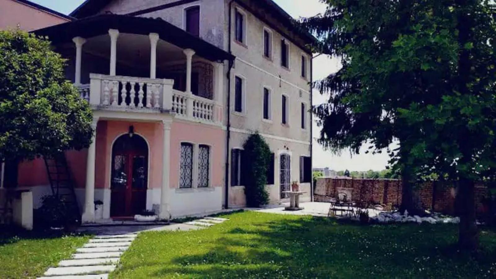 B&B Ernestine Family Home Caneva エクステリア 写真