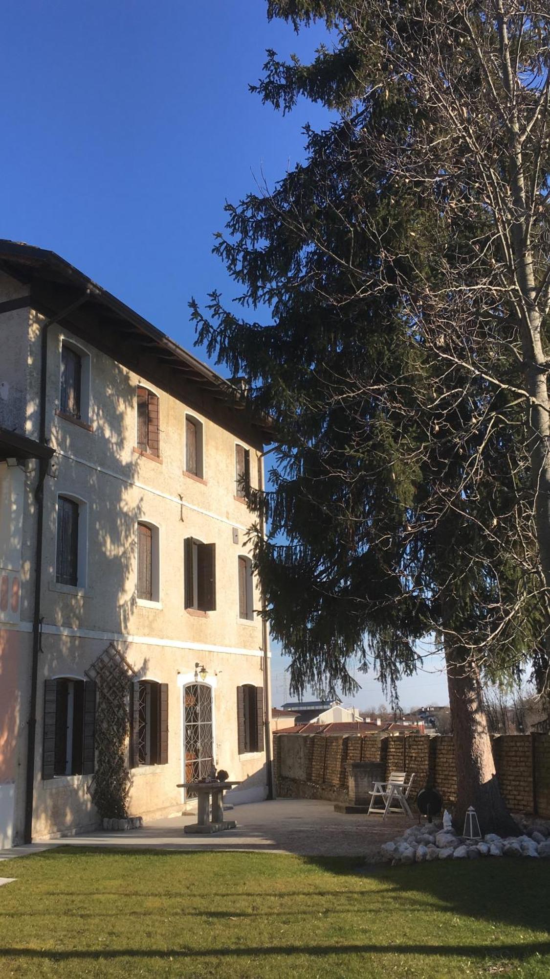 B&B Ernestine Family Home Caneva エクステリア 写真